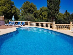 Utomhuspool