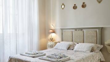 3 bedrooms, in-room safe, desk, soundproofing