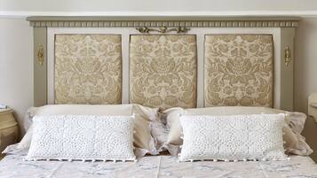 3 Schlafzimmer, Zimmersafe, Schreibtisch, schallisolierte Zimmer