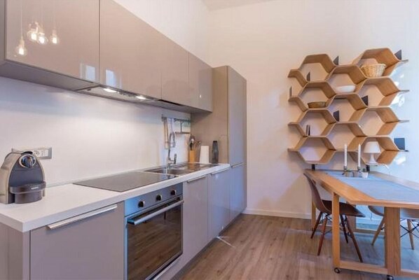 Oven, stovetop, coffee/tea maker