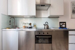 Oven