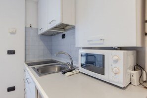 Fridge, microwave, dishwasher, toaster