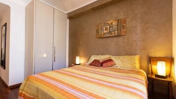 2 Schlafzimmer, Bügeleisen/Bügelbrett, WLAN, Bettwäsche