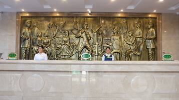 منصة إجراءات تسجيل الوصول/المغادرة