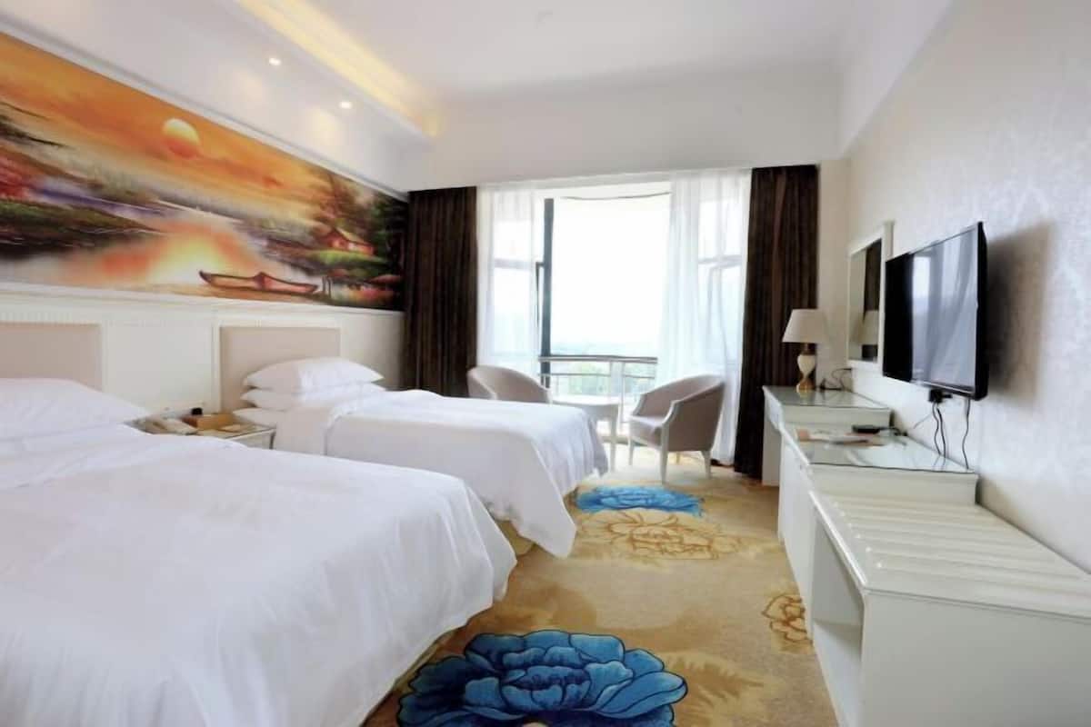 Desk, blackout drapes, iron/ironing board, free WiFi