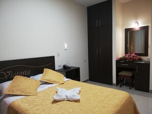 Executive Room - Victoria Suites Hostal (Santo Domingo de los Colorados)