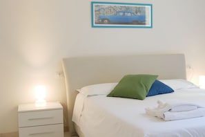 1 bedroom, iron/ironing board, WiFi