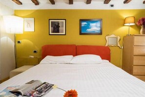 1 chambre, fer et planche à repasser, Wi-Fi