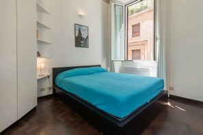 1 bedroom, iron/ironing board, WiFi
