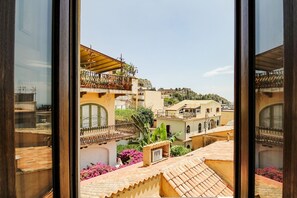 Interior - Taormina Center - Sea view from amazing terrace! (Taormina)