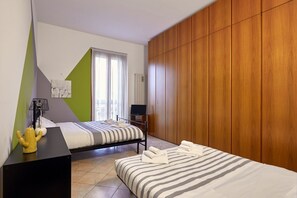 1 bedroom, iron/ironing board, WiFi