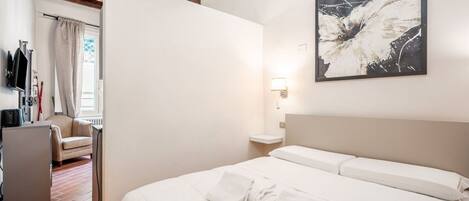 Een strijkplank/strijkijzer, wifi