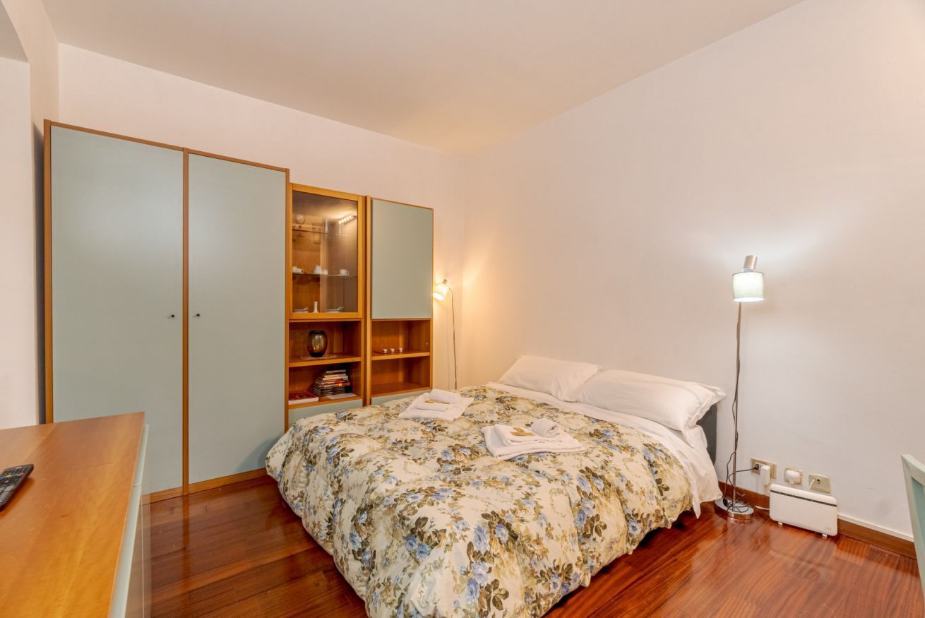 Strykjärn/strykbräda, wi-fi och sängkläder