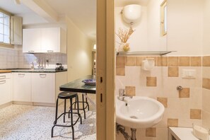 Dusche, Haartrockner, Bidet