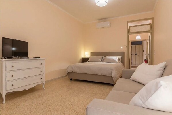 1 quarto, Wi-Fi, roupa de cama