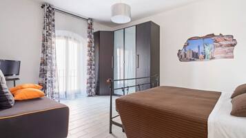 2 habitaciones, tabla de planchar con plancha y wifi