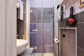 Douche, bidet