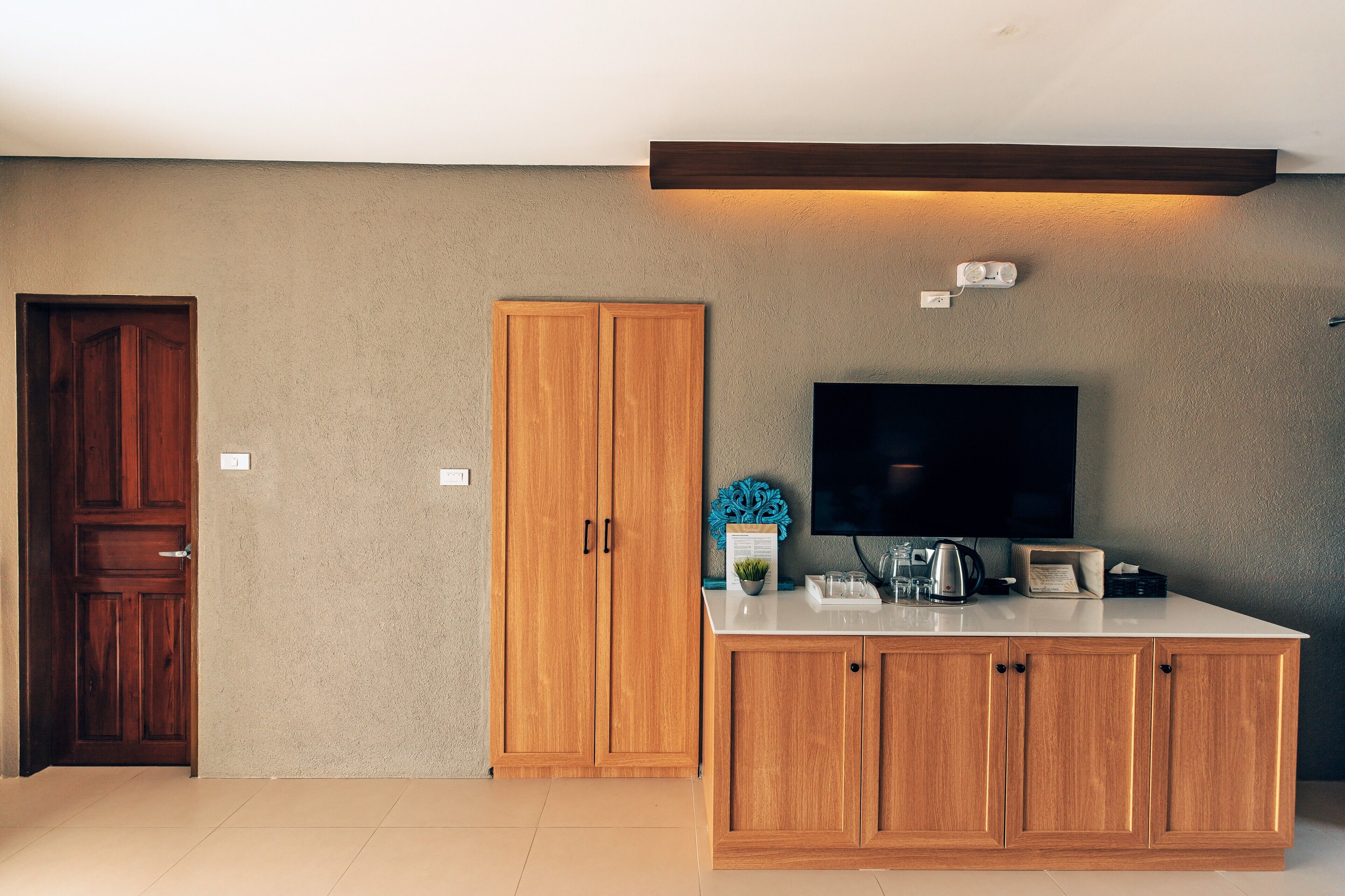 suite room | egyptian cotton sheets, premium bedding, free wifi