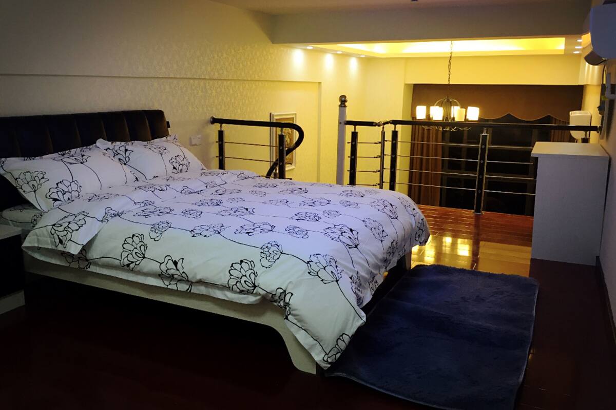 Classic-Dreibettzimmer | Verdunkelungsvorhänge, kostenloses WLAN