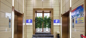 YOYO Apartment Jinrong Branch
