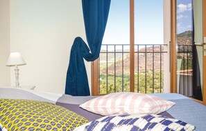 4 chambres, Wi-Fi gratuit, draps fournis