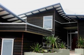 Exterior - Hot Water Beach - Coromandel (Hot Water Beach)