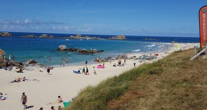 Villa piscine int à 30°, 200 m plage et des sentiers cÎtiers