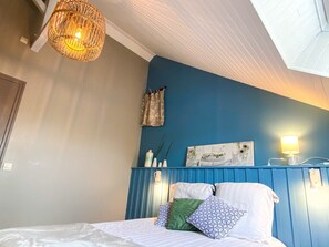 1 soverom, strykejern/-brett, reiseseng for barn og wi-fi