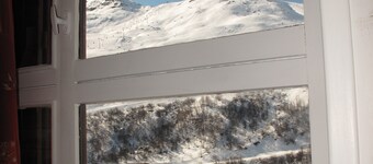 les menuires, charming two-room apartment, renovated, at the foot of the slopes   