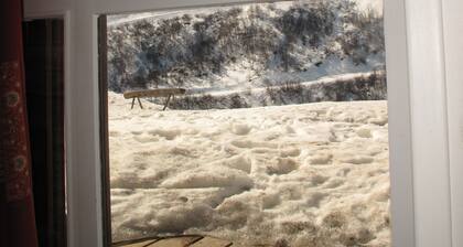 les menuires ,appartement  deux piéces de charme,  renové,au pied des pistes