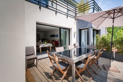 Large 6-bedroom house - Sea nearby, ideal for groups, families and hikers