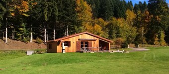 Chalet au bord du lac de Longemer sur un hectare de terrain jeux multi activités