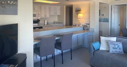 Oceanfront Complex Ocean Reef Villas 311 -walk to Flagler Ave Dining Shops