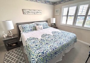 1 bedroom, in-room safe, desk, iron/ironing board