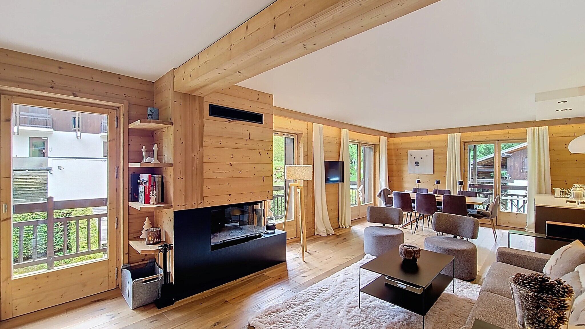 Fernseher, Kamin
