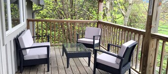 Location, Location, Location - zu Fuß zur Hauptstraße von diesem Apartment mit Charme