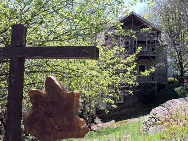 Exterior detail - Location, Location, Location - Walk To Main Street From This Charming Apartment (Blowing Rock)