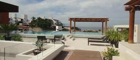 Piscina all'aperto