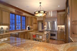 Fridge, microwave, oven, stovetop -   SKI IN & SKI OUT- 5 bedrooms in Prospect Development-SKI TO GOLD LINK LIFT (Crested Butte)