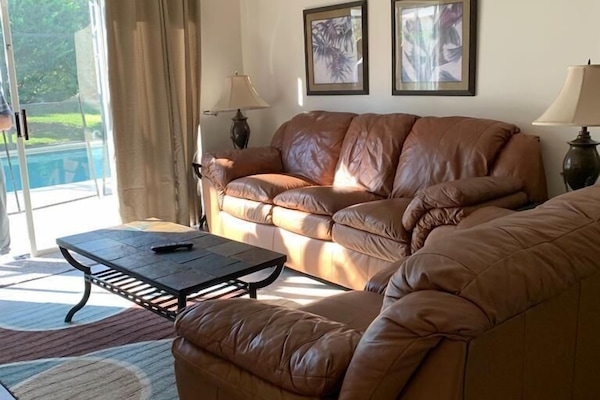 リビング エリア