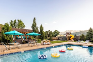 Outdoor pool, a heated pool