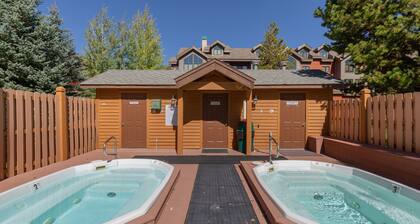 Vues sur les pentes, Master Suite w / King Bed, Walk to Gondola or Lifts, WIFI gratuit