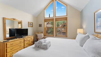 2 bedrooms, iron/ironing board, internet, bed sheets