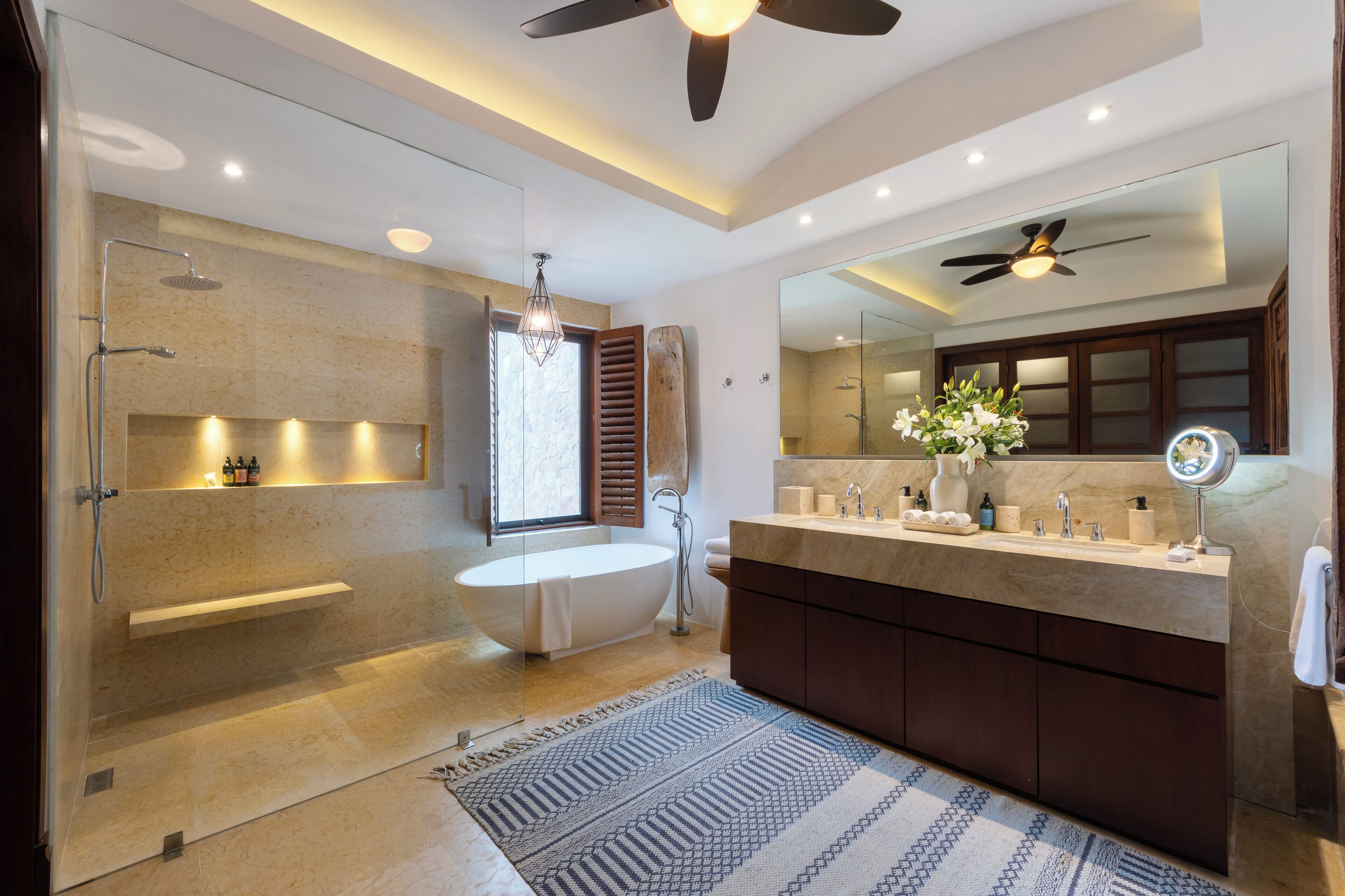 Bathtub, hair dryer, towels, soap