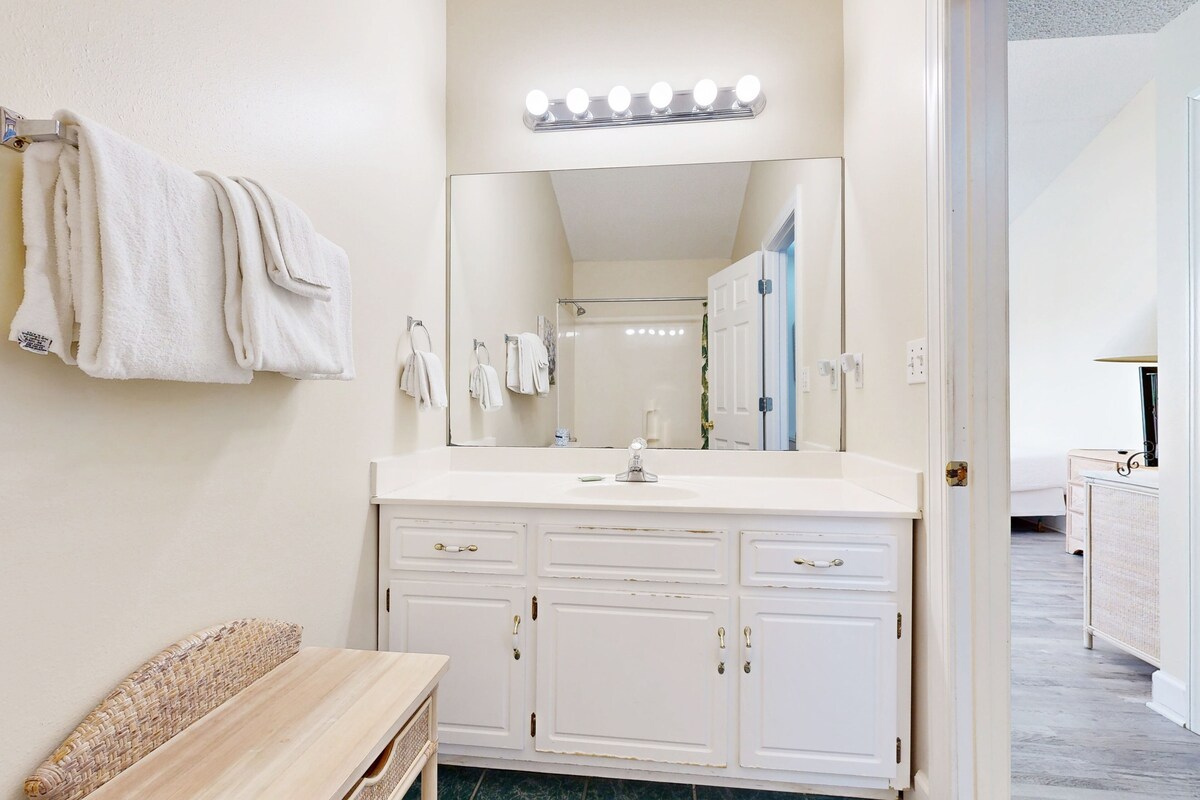 Photo 21 of Large home with private pool & ocean views - beach nearby, dog-friendly