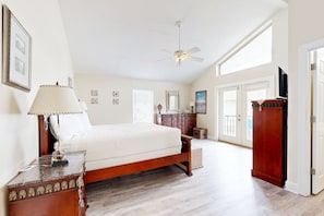 5 habitaciones, tabla de planchar con plancha, internet y ropa de cama