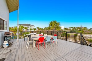 Outdoor dining - Large home with private pool & ocean views - beach nearby, dog-friendly (Destin)