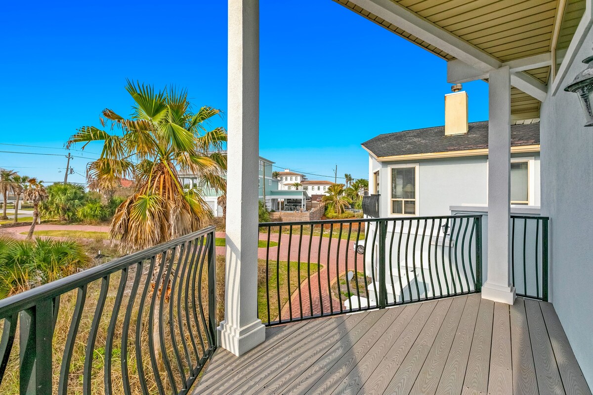 Photo 33 of Large home with private pool & ocean views - beach nearby, dog-friendly
