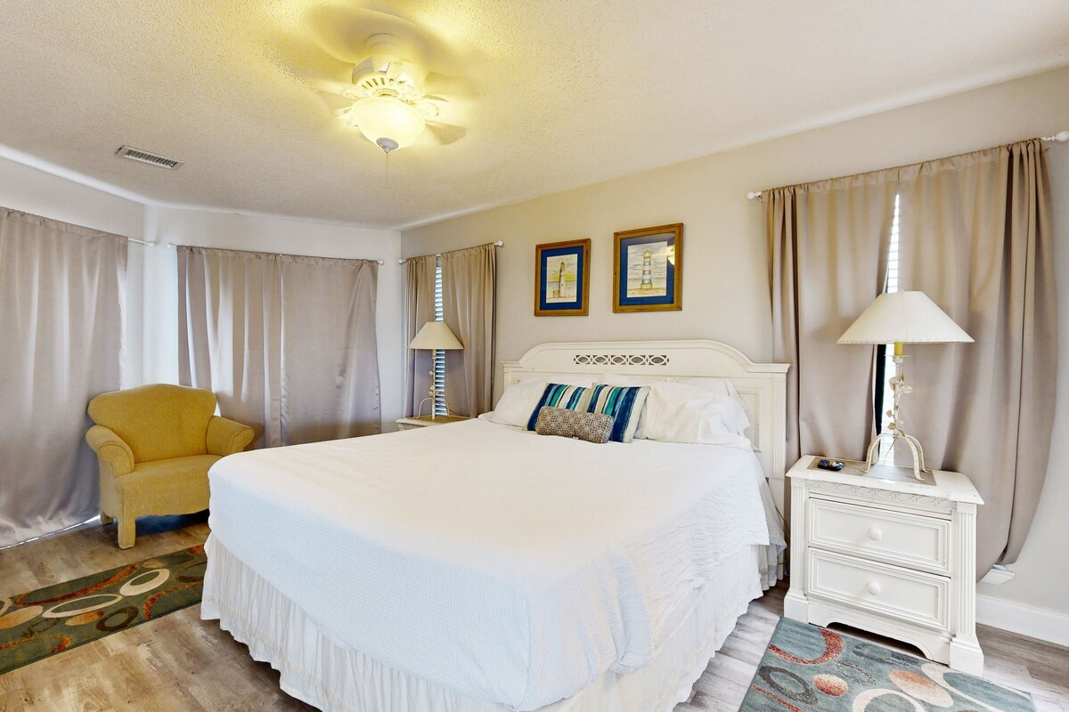Photo 11 of Large home with private pool & ocean views - beach nearby, dog-friendly