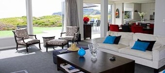 1946 - Omaha Holiday Home